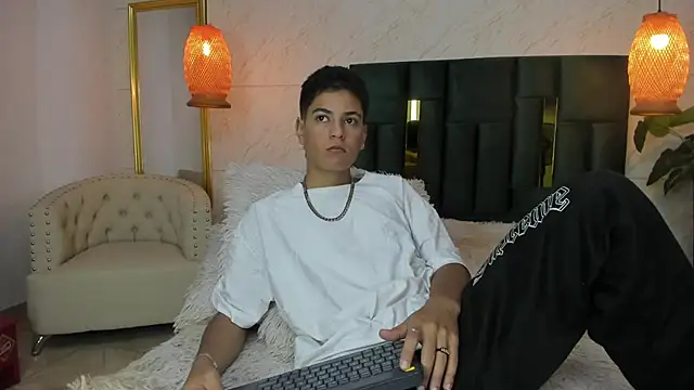 Levy Steve online show from 13, 11, 2025