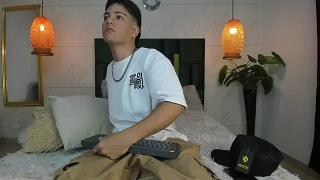 Levy Steve online show from 5, 11, 2025