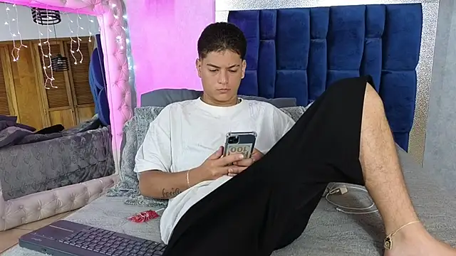 Levy Steve online show from 10, 10, 2025