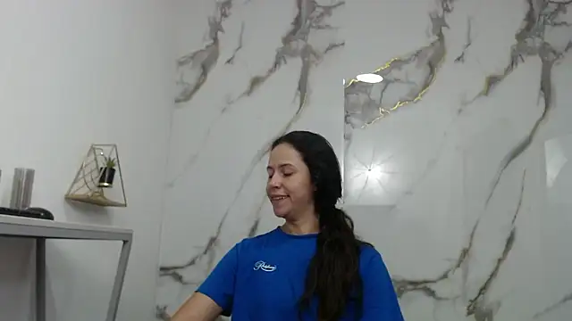 Lindsey8 online show from 13, 4, 2026