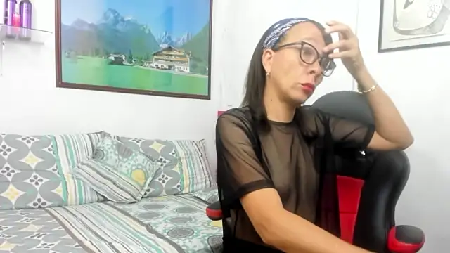 daniela xue online show from 14, 6, 2026