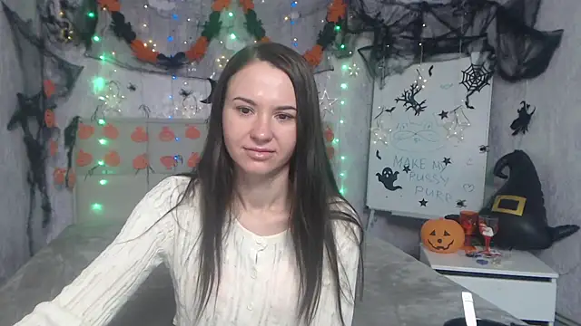 KaraCriegs online show from 1, 11, 2025