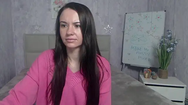 KaraCriegs online show from 10, 11, 2025