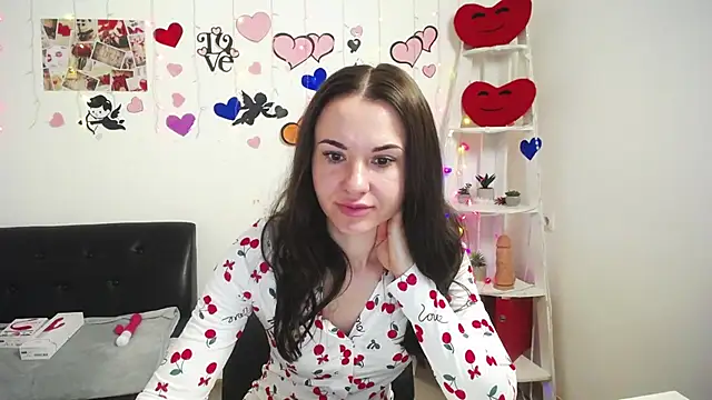 Snapshot of KaraCriegs chatting on 26, 2, 2025 KaraCriegs online show from 26, 2, 2025