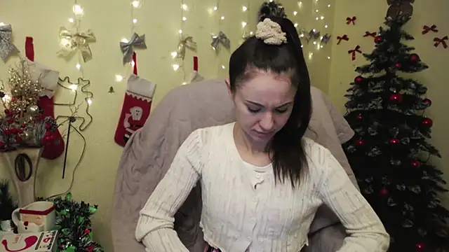 KaraCriegs online show from 15, 12, 2025