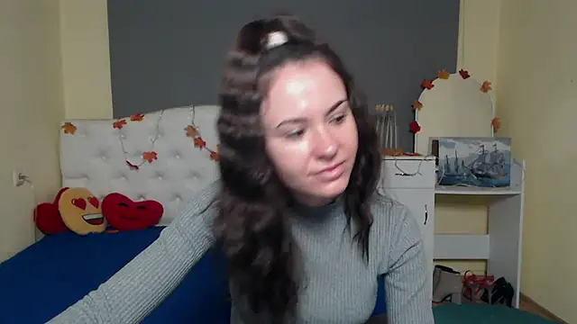 KaraCriegs online show from 15, 11, 2025