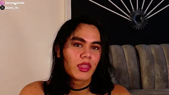 Snapshot of Liam_Taylor chatting on 6, 3, 2025 Liam Taylor online show from 6, 3, 2025