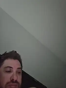 Snapshot of caliguy37 chatting on 26, 5, 2026 caliguy37 online show from 26, 5, 2026