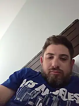 Snapshot of caliguy37 chatting on 1, 6, 2026 caliguy37 online show from 1, 6, 2026