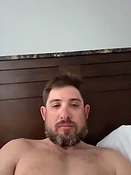 Snapshot of caliguy37 chatting on 7, 4, 2026 caliguy37 online show from 7, 4, 2026