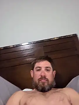 Snapshot of caliguy37 chatting on 18, 4, 2026 caliguy37 online show from 18, 4, 2026