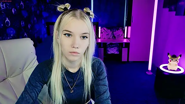 ShhhO O online show from 21, 10, 2025