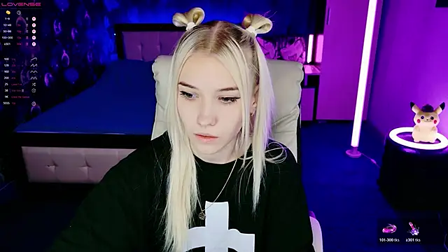 ShhhO O online show from 2, 11, 2025