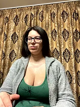 NadiraNoor online show from 23, 4, 2026
