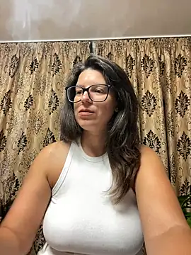 Snapshot of NadiraNoor chatting on 22, 7, 2026 NadiraNoor online show from 22, 7, 2026