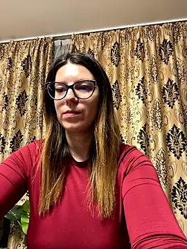 NadiraNoor online show from 22, 11, 2025