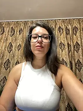 Snapshot of NadiraNoor chatting on 10, 7, 2026 NadiraNoor online show from 10, 7, 2026