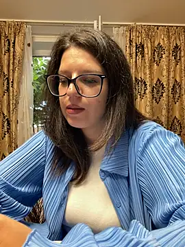 Snapshot of NadiraNoor chatting on 9, 7, 2026 NadiraNoor online show from 9, 7, 2026