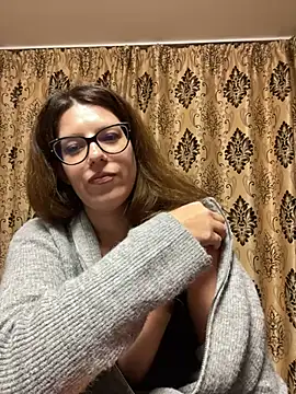 NadiraNoor online show from 12, 3, 2025