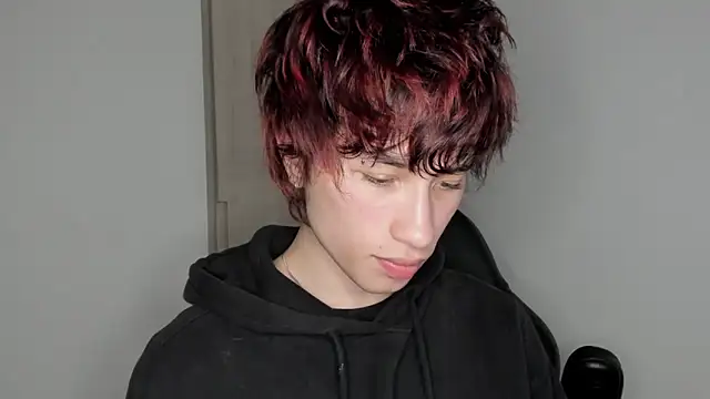 Snapshot of liamelf chatting on 15, 1, 2026 liamelf online show from 15, 1, 2026