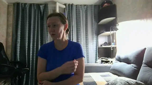Snapshot of WindChristy chatting on 10, 10, 2025 WindChristy online show from 10, 10, 2025