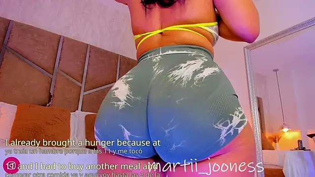 Martinaa Jones  online show from 2, 3, 2025