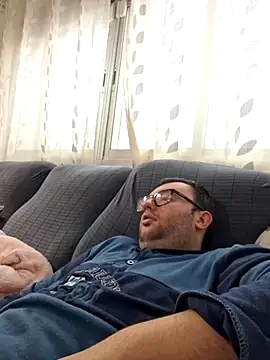 Javier bear online show from 13, 2, 2026