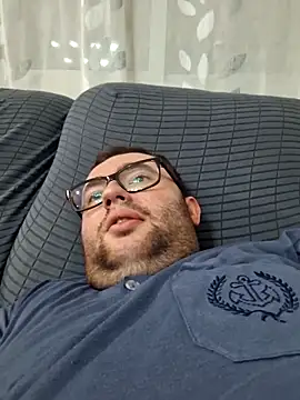 Snapshot of Javier_bear chatting on 17, 11, 2025 Javier bear online show from 17, 11, 2025