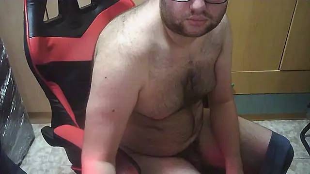 Snapshot of Javier_bear chatting on 16, 11, 2025 Javier bear online show from 16, 11, 2025