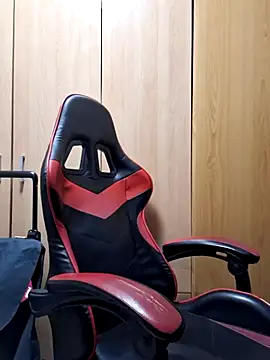 Snapshot of Javier_bear chatting on 15, 11, 2025 Javier bear online show from 15, 11, 2025