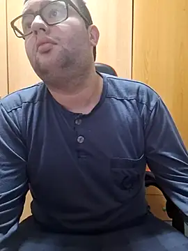 Javier bear online show from 3, 12, 2025