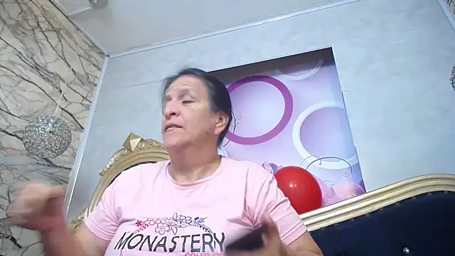 Snapshot of karito_mature17 chatting on 26, 11, 2025 karito mature17 online show from 26, 11, 2025