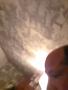Snapshot of destructeur6 chatting on 18, 5, 2026 destructeur6 online show from 18, 5, 2026