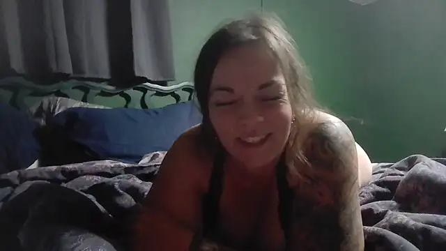 Glitt3rqueen341 online show from 17, 9, 2025