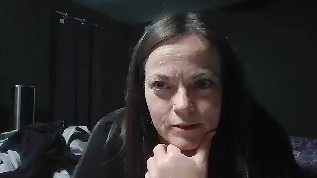 Glitt3rqueen341 online show from 26, 9, 2025