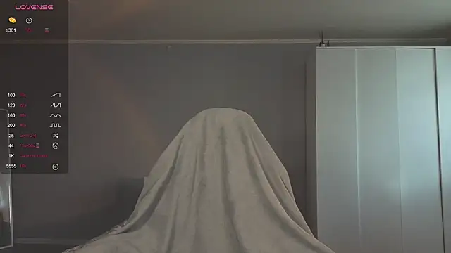 Snapshot of mollymila chatting on 18, 11, 2025 mollymila online show from 18, 11, 2025