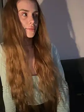 Snapshot of EmiliaCatalina chatting on 29, 7, 2026 EmiliaCatalina online show from 29, 7, 2026