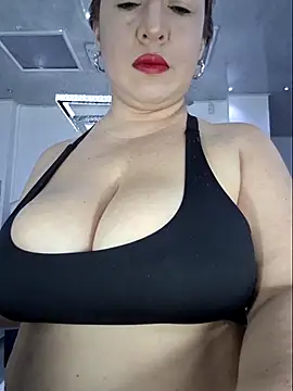 laura bassi online show from 10, 11, 2025