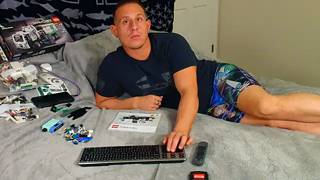 Snapshot of zack_Fisher chatting on 5, 2, 2025 zack Fisher online show from 5, 2, 2025