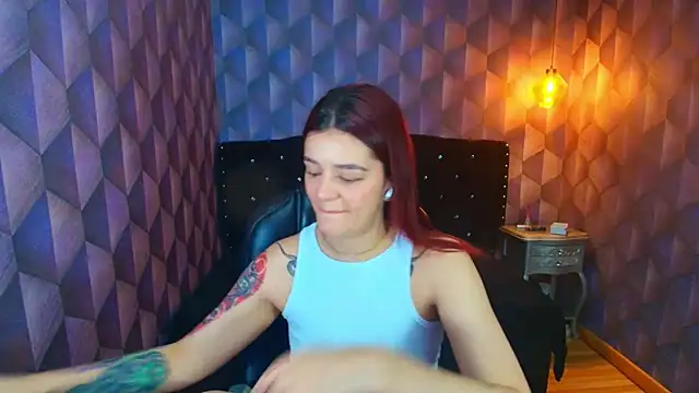 LiaHarryis online show from 10, 10, 2025