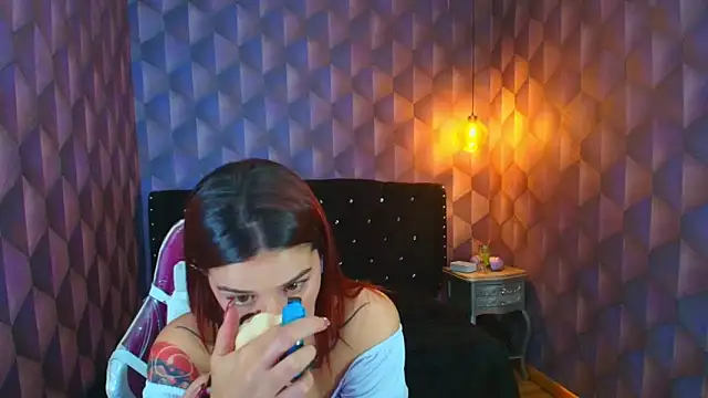 LiaHarryis online show from 13, 11, 2025