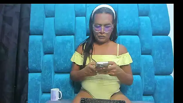 Snapshot of monsterdick_22cm chatting on 2, 3, 2025 monsterdick 22cm online show from 2, 3, 2025