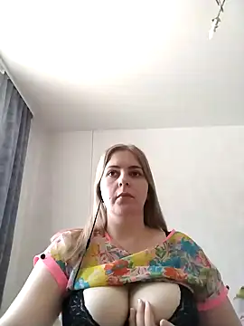 Lady nice cat online show from 12, 3, 2025