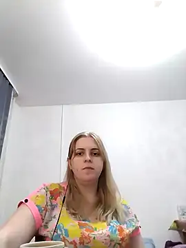 Lady nice cat online show from 1, 3, 2025