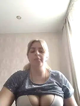 Lady nice cat online show from 25, 2, 2025