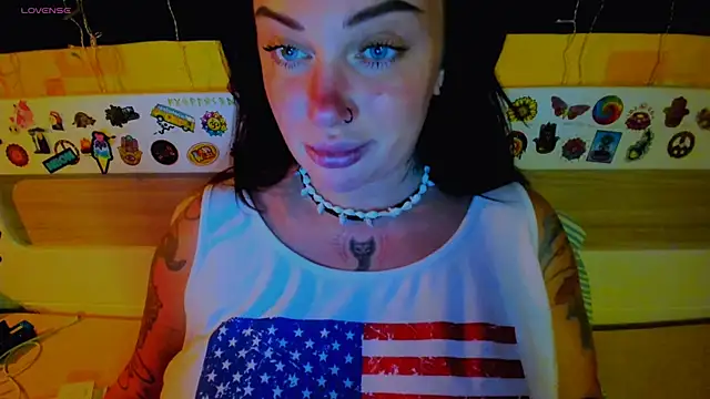 EllieOz online show from 20, 10, 2025