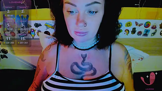 EllieOz online show from 25, 11, 2025