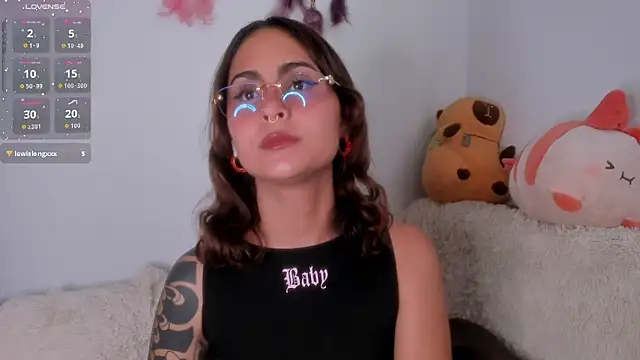 Violette-Ramirez01 online show from 9, 2, 2026