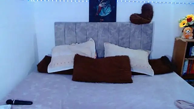 JossieGrey online show from 17, 10, 2025