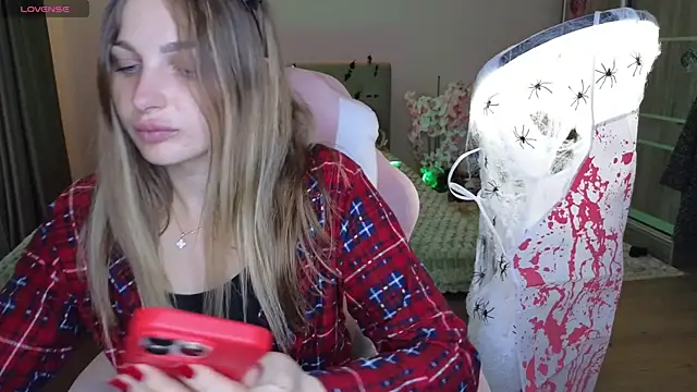 Snapshot of Yoda21 chatting on 30, 10, 2025 Yoda21 online show from 30, 10, 2025